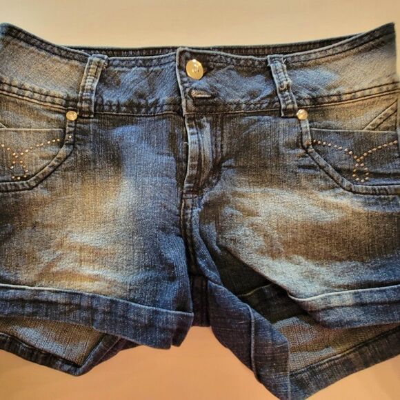 ONLY YOU JEAN SHORT - Picture 2 of 12